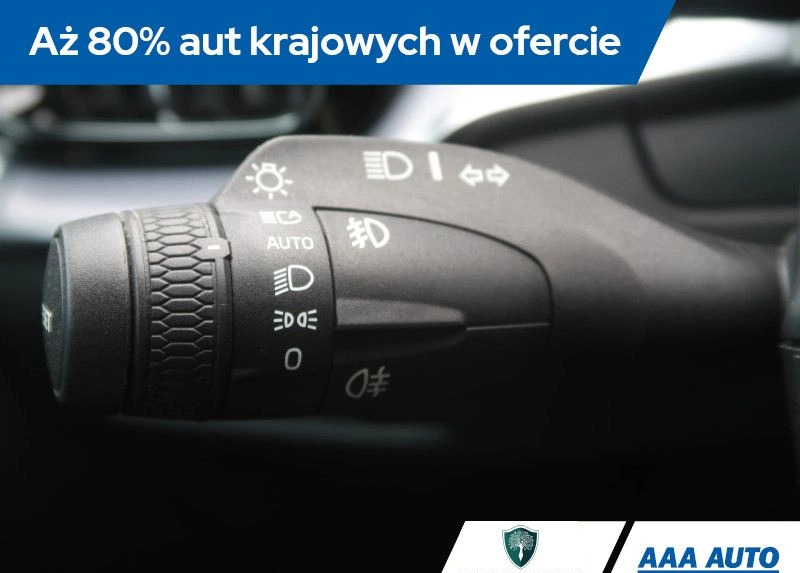 Volvo V60 cena 96000 przebieg: 145172, rok produkcji 2019 z Supraśl małe 254